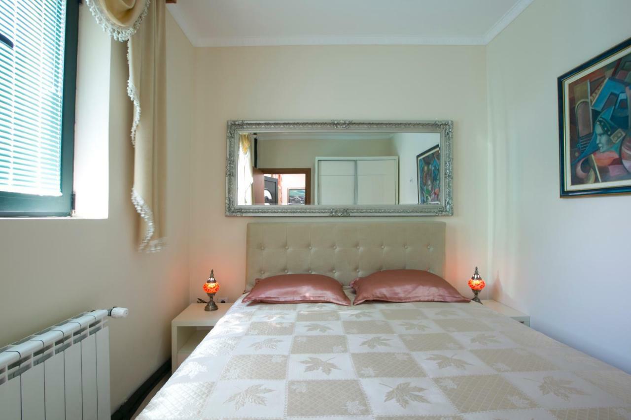 Apartments Holiday Lux Sutomore Luaran gambar