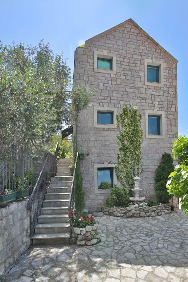 Apartments Holiday Lux Sutomore Luaran gambar